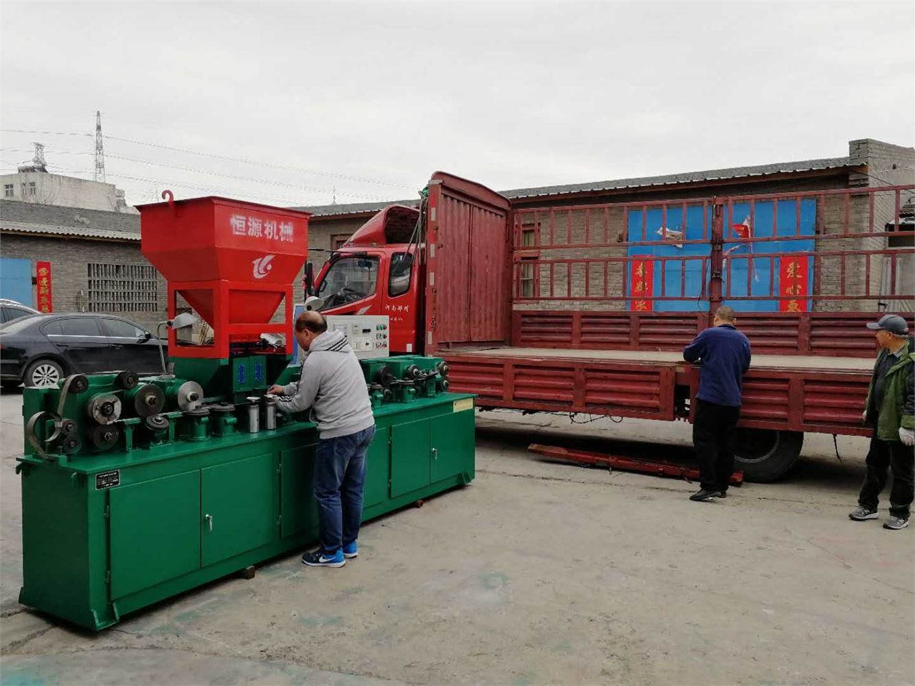 發(fā)機(jī)現(xiàn)場(chǎng)